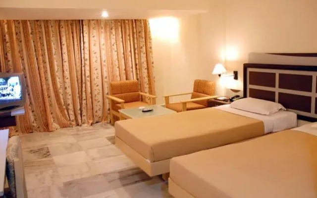 Abu Sarovar Portico Hotel - Chennai