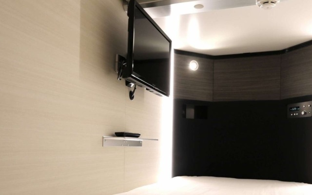 Moderate Male Cabin 사진 3