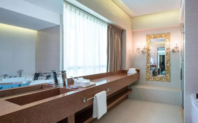 Four Points by Sheraton Sharjah