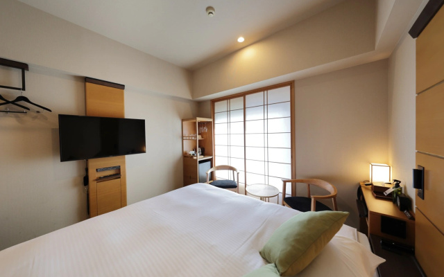Standard (no desk) Double room (풀 더블 침대) 사진 2