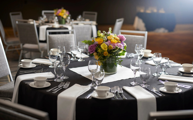 Holiday Inn & Suites Marlborough by IHG