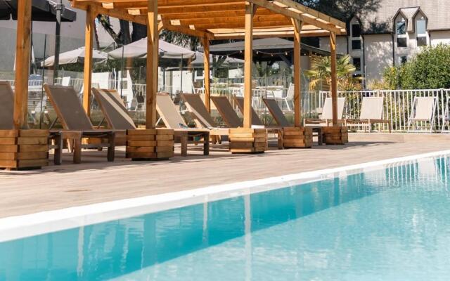 Demeures de campagne Parc du Coudray – Mercure