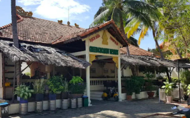 Green Coconut Resort