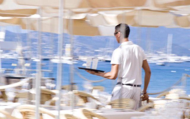 Carlton Cannes, a Regent Hotel