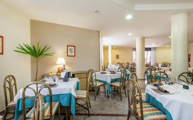 Rina Hotel