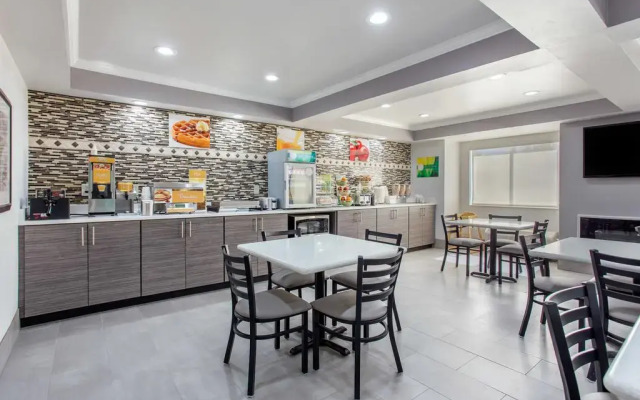 Quality Inn & Suites Myrtle Beach near Outlets