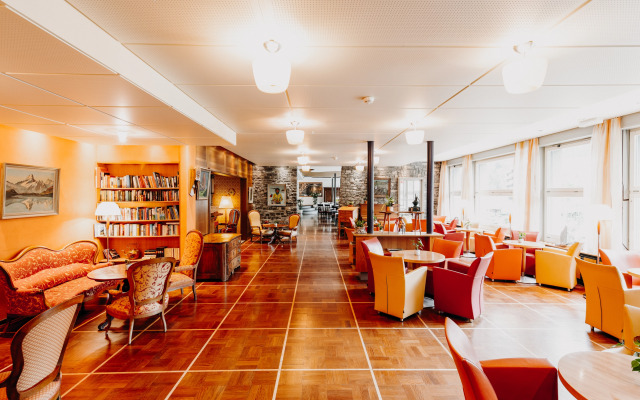 Parkhotel Schoenegg