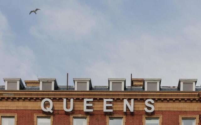 The Queens Hotel