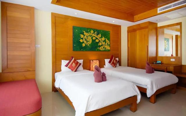 Honey Resort