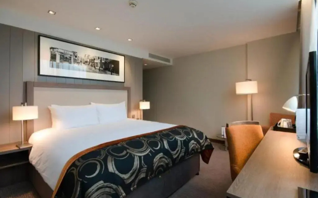 Clayton Hotel Chiswick