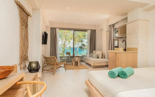 MAKO Sea & Suites