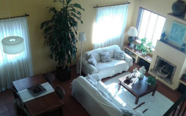 Caldes d'Estrach - 3 BR Villa - CCS 9405