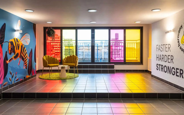 Novotel Suites Wien City Donau Hotel