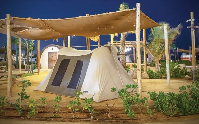 Bab Al Nojoum Hudayriyat Camp