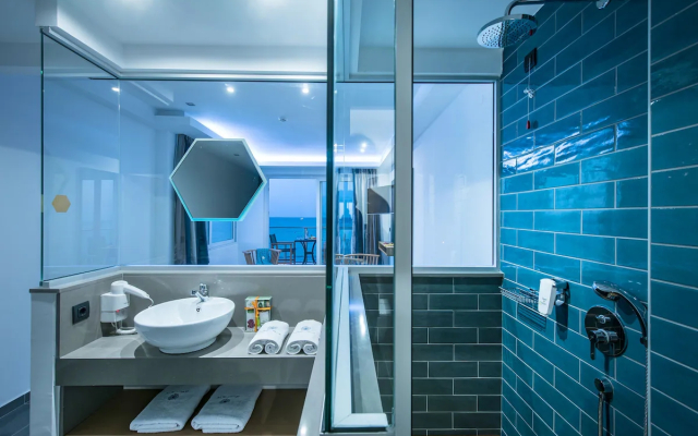 Infinity Blue Boutique Hotel and Spa - Adults Only