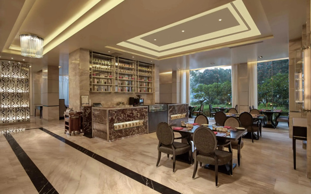 DoubleTree Suites by Hilton Bengaluru Outer Ring Road