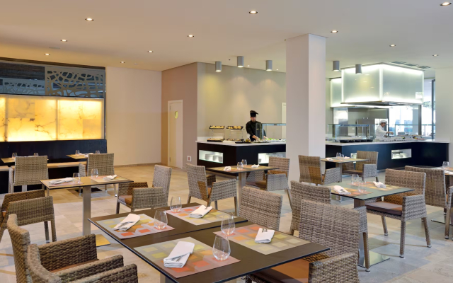 Отель Melia South Beach