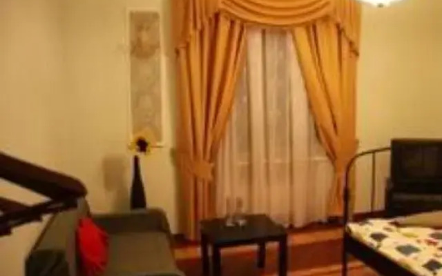 Kleopatra Mini-otel'