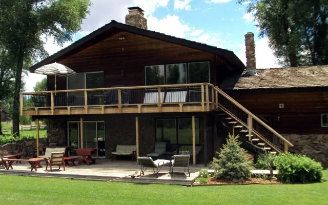 Gunnison Lodging Company