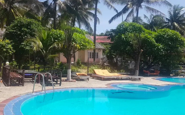 Green Coconut Resort