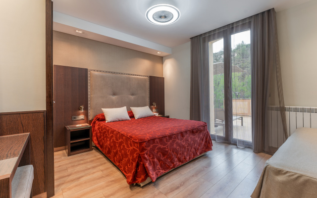 De La Trucha Hotel