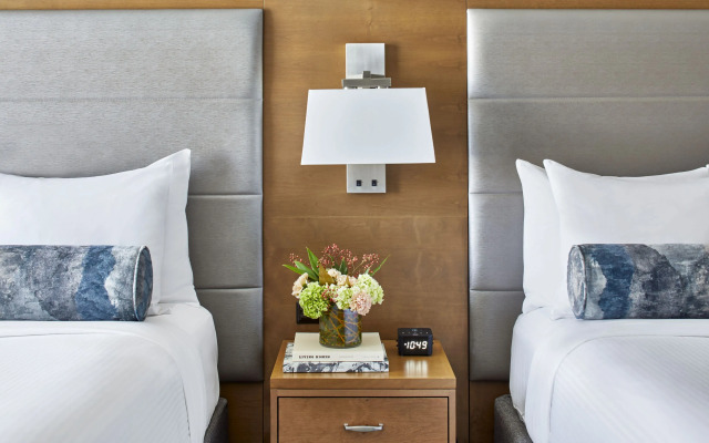 The Hotel Landing