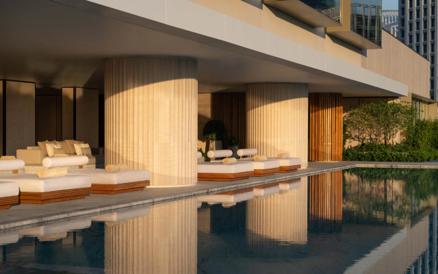 Dusit Thani Bangkok