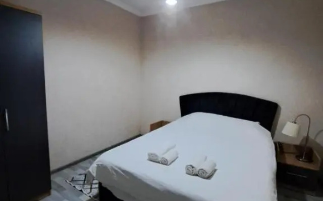 Karvi Hostel & Suites