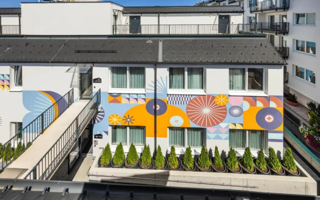 lyf Schönbrunn Vienna