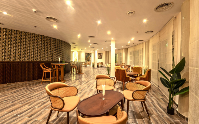 Invidia Coral Beach Tiran