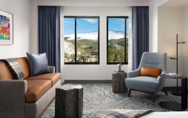 Hotel Alpenrock Breckenridge, Curio Collection by Hilton
