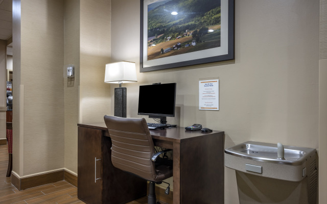 Comfort Suites near Penn State - State College, PA
