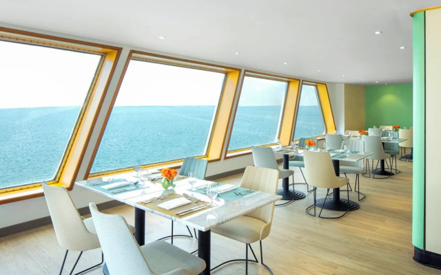 Queen Elizabeth 2 Hotel by Accor