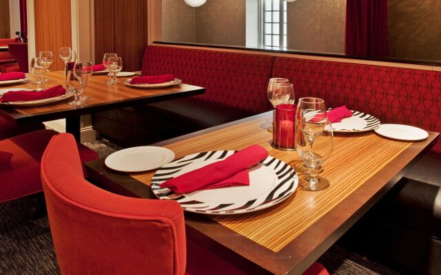 Holiday Inn Kansas City Downtown Aladdin