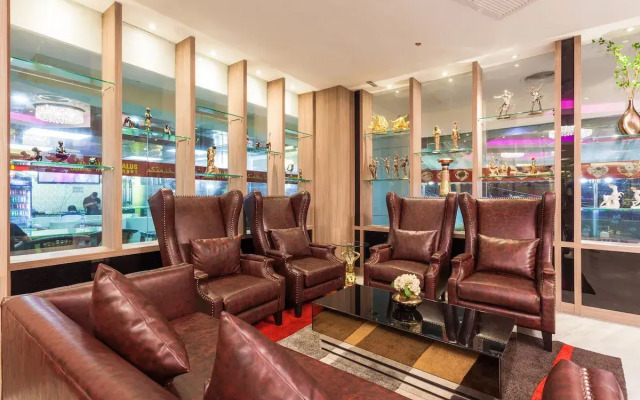 Grand 5 Hotel & Plaza Sukhumvit Bangkok