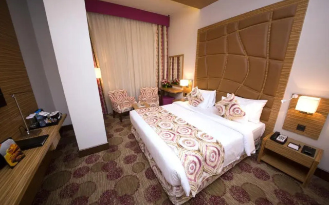 Best Western Plus: Pearl Creek Hotel