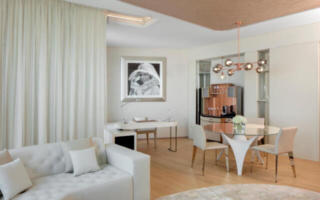 Staycae Paramount Sheikh Zayed