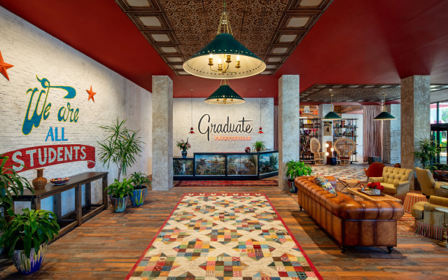 Graduate by Hilton Fayetteville, AR