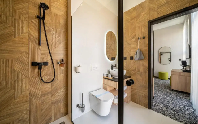 Urban Hotel