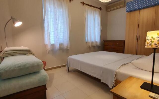 A&B Home Hotel