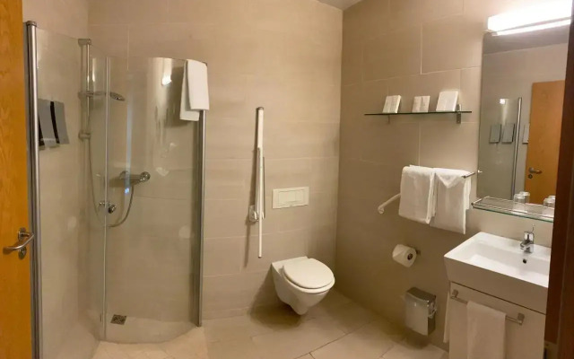 Laki Hotel