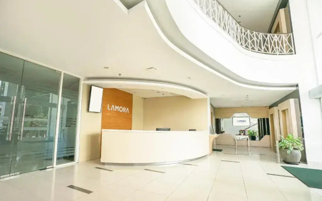 Lamora Kota Lama Surabaya Hotel