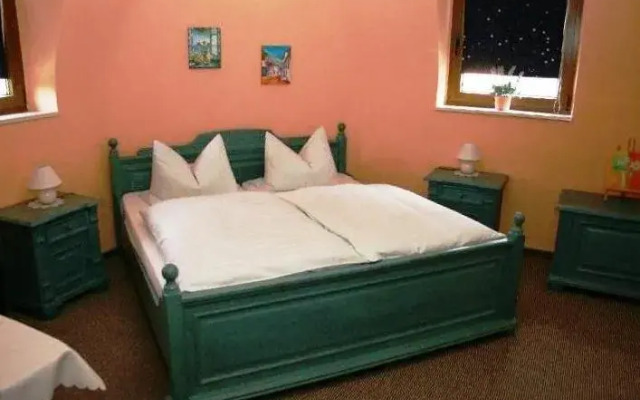 Hotel Pension zum dicken Baum