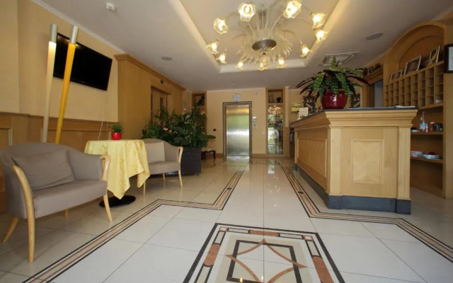 Hotel Fioroni