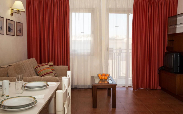 Blue Sea Bugibba Hotel & Apartments