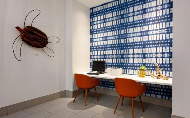 SpringHill Suites by Marriott Oceanside Beach