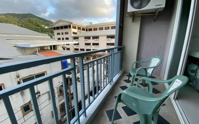 77 Patong Hotel & Spa