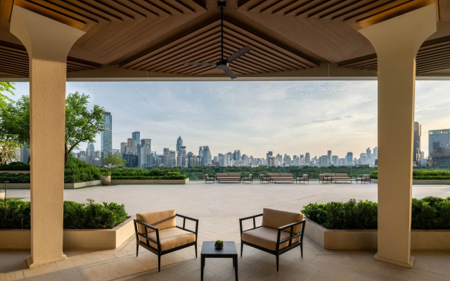 Dusit Thani Bangkok