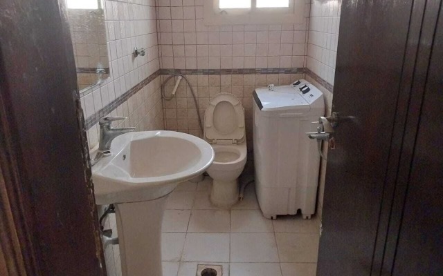 Al-Basmah Suites