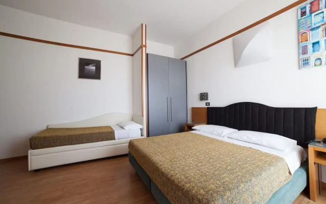 Hotel St. Gregory Park